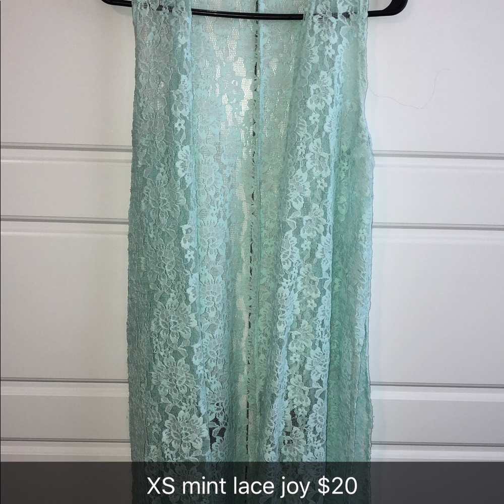 Xs mint lace LulaRoe joy